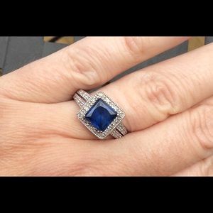 Sapphire and Diamonds Ring